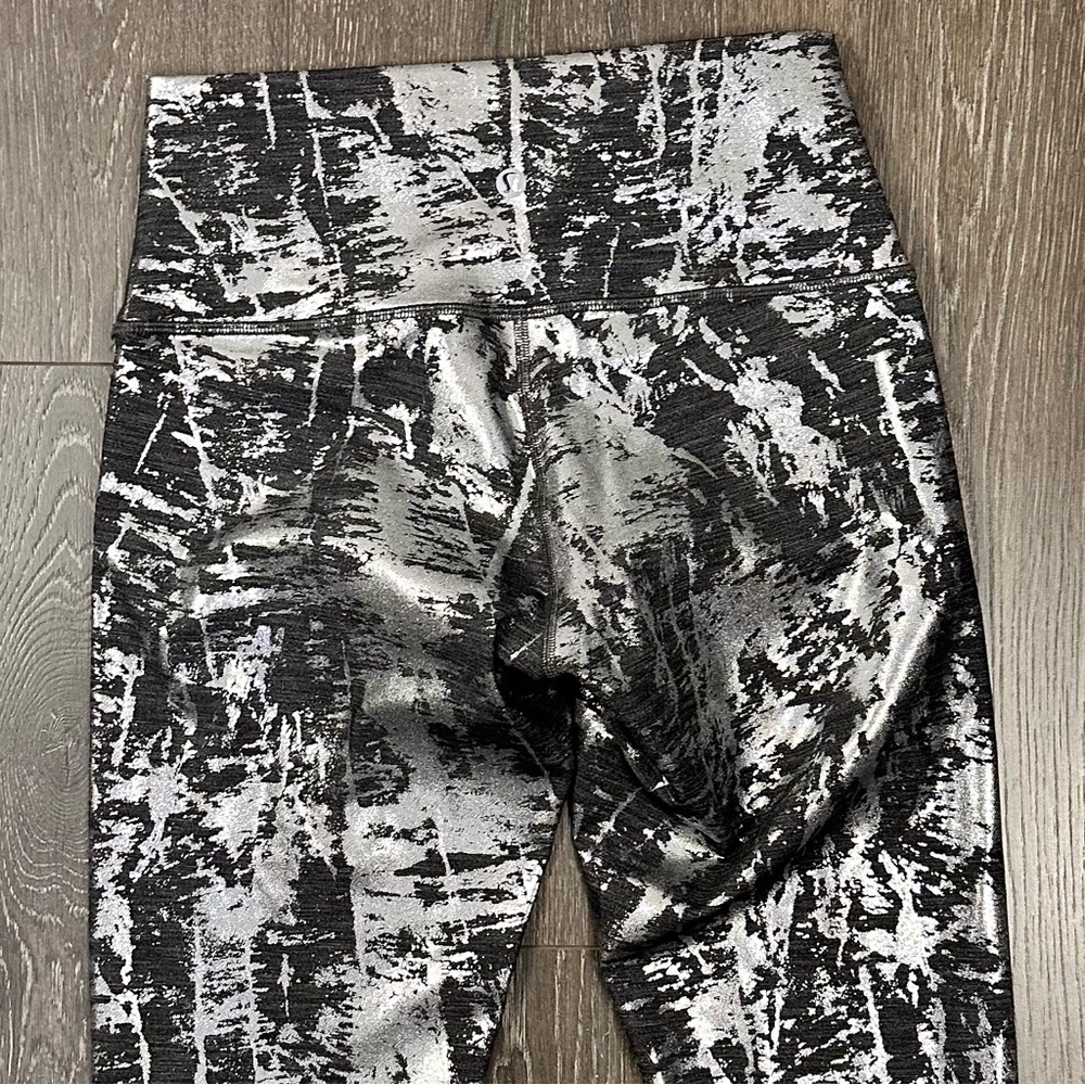 Lululemon Wunder Under Brindle Foil Tights Sz 6 - Picture 7 of 7
